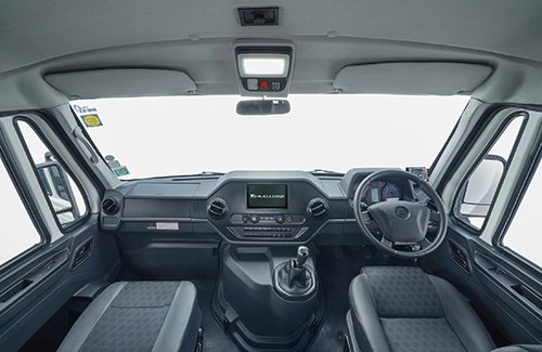Twin blower AC for uniform and better climate control (optional)